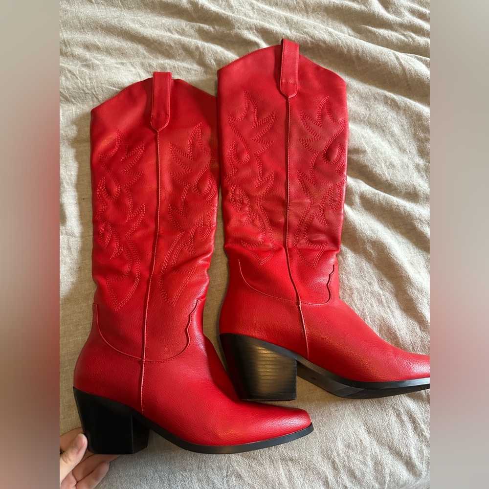 Red Cowboy Boots size 8